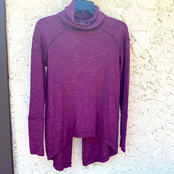 Free People Purple Size small flyaway split back turtleneck longsleeve raglan - Picture 4 of 12